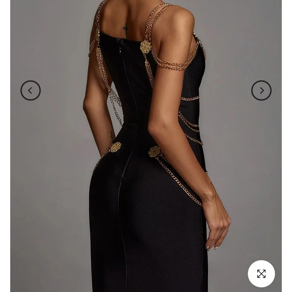 Chain Dress - Picture 3 of 4